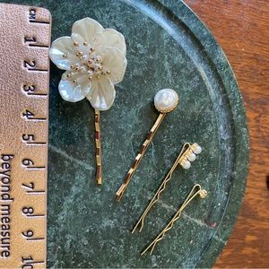 Anthropologie floral pearl clips set of two NEW